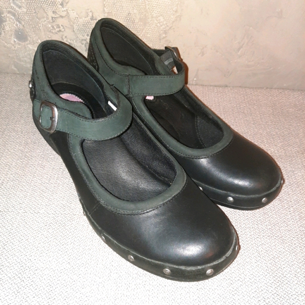 MERRELL LUXE STUDDED MARY JANES